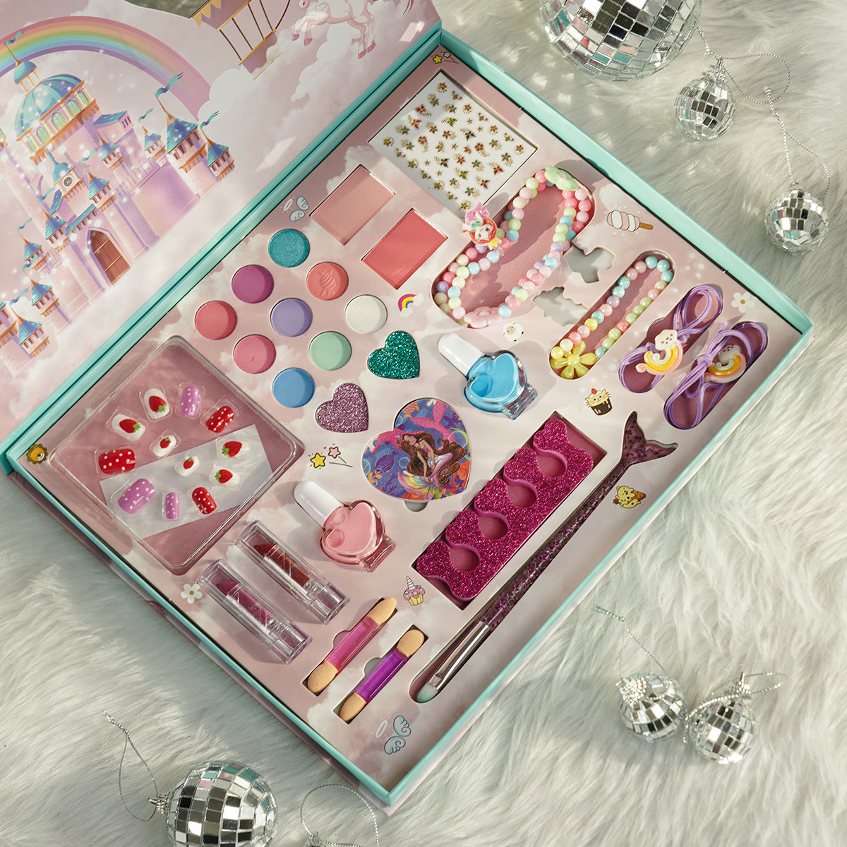 28 Pieces Make Up & Accessory Kit